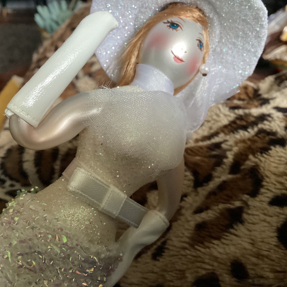 Doll hanging ornament full of glitz and glam DOLLS OF ELEGANCE. COLLECTION - Picture 8 of 9